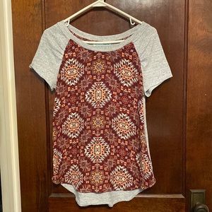Super cute Maurices burgundy Aztec print top- size small